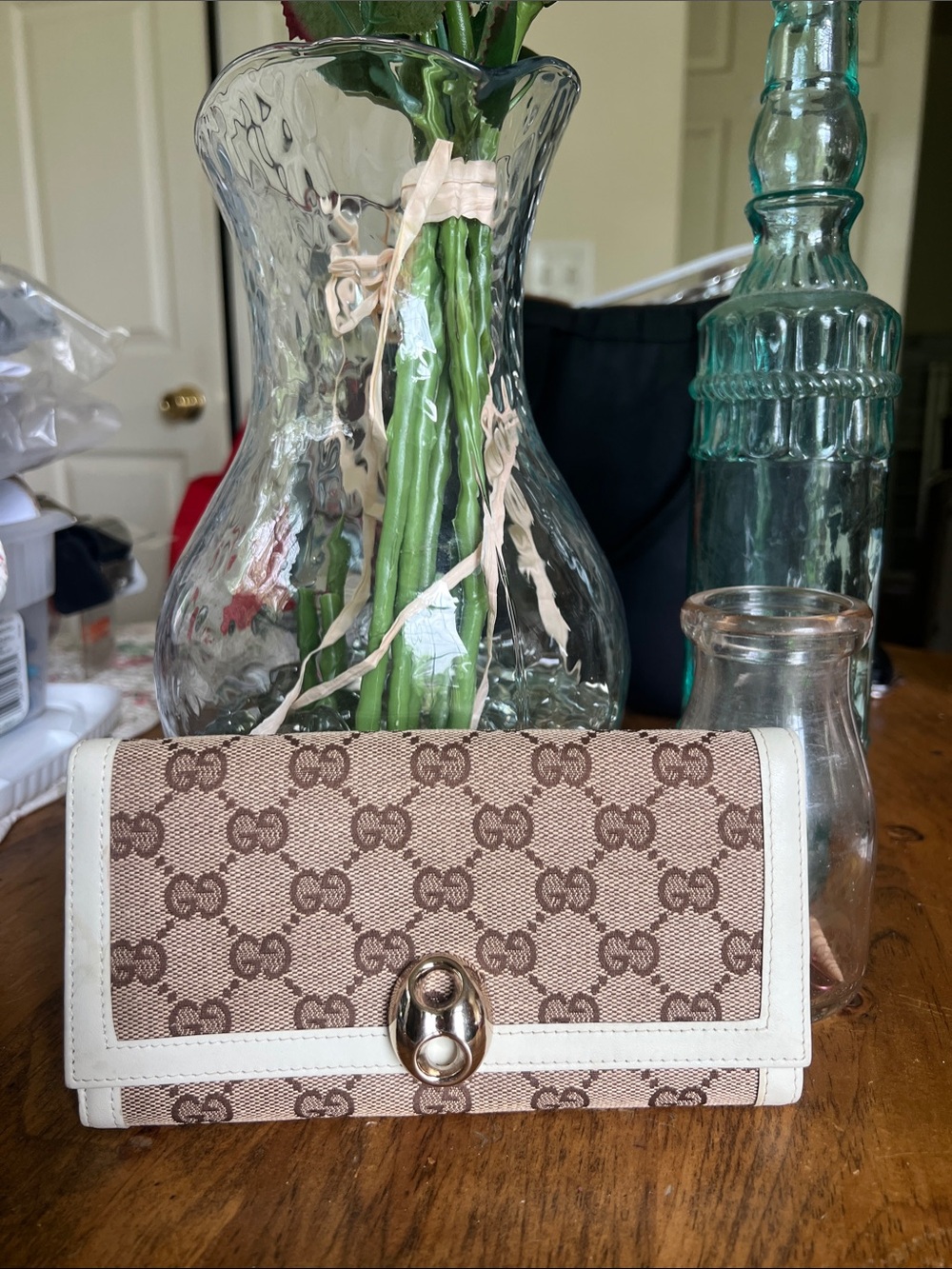 Gucci Beige Monogram Continental Wallet with Ivory Trim
